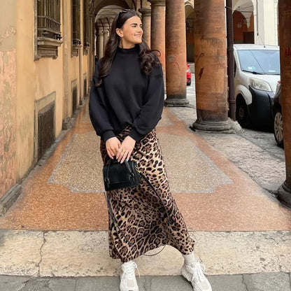 Falda de satín  larga con estampado de leopardo